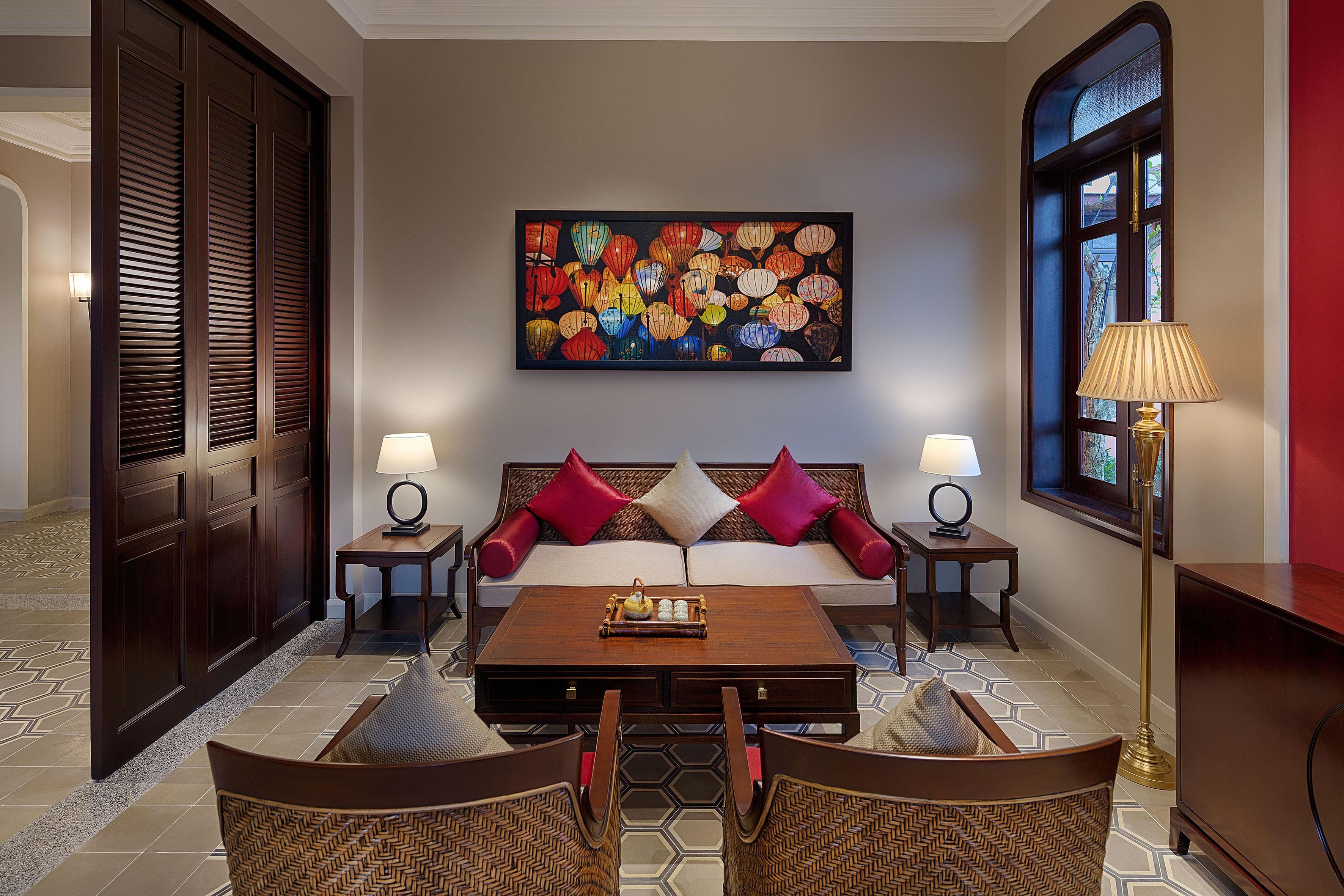 Allegro Hoi An . A Little Luxury Hotel & Spa Kültér fotó A suite at the Taj Bengal